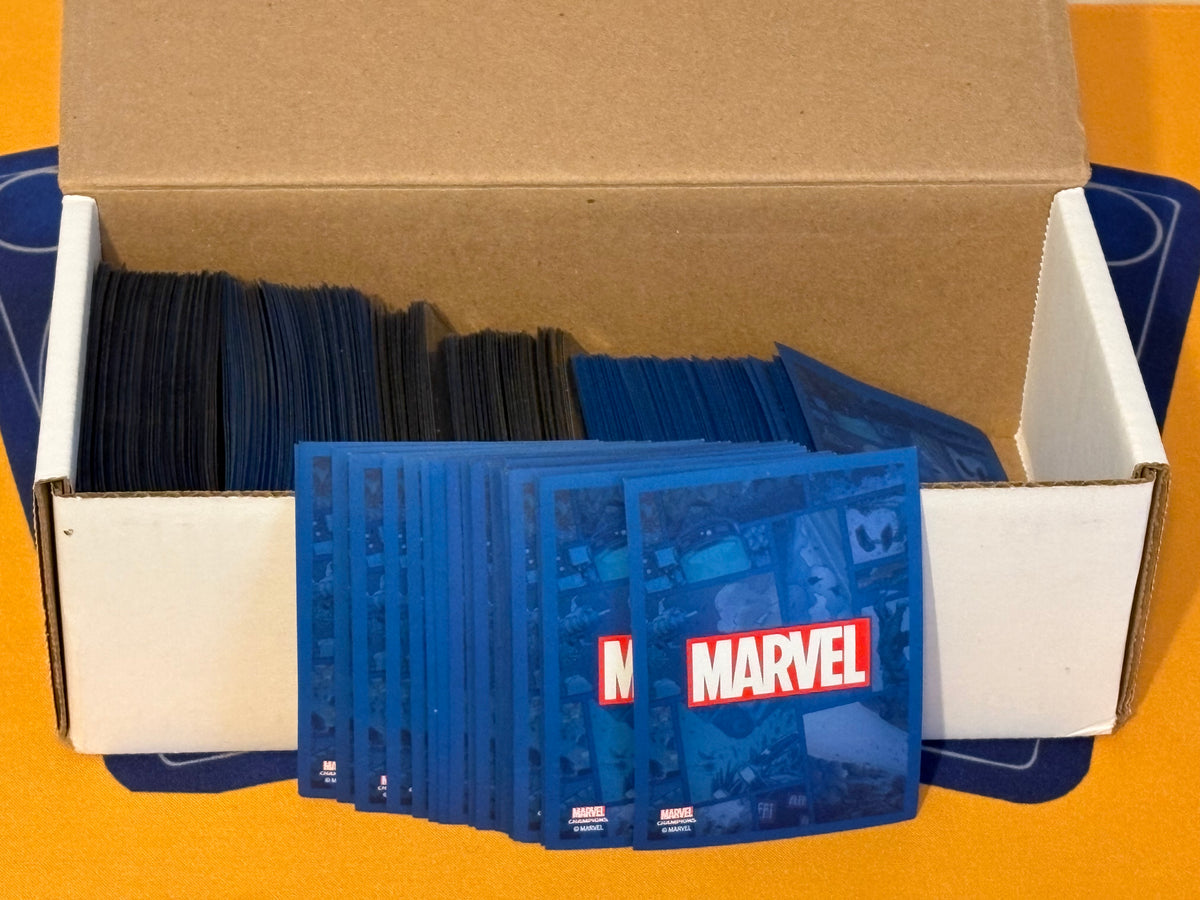 Gamegenic Blue Marvel Sleeves (400+)